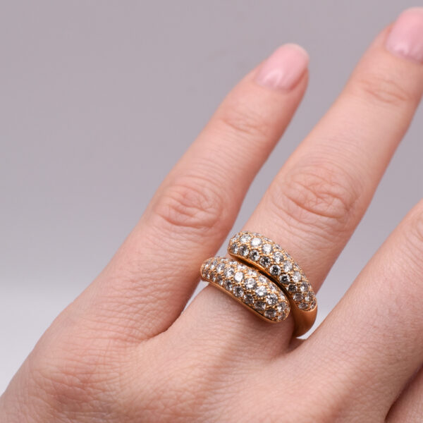 Cartier 1.50ct Diamond Pavé Bypass Gold Ring - Image 5