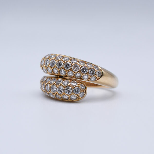 Cartier 1.50ct Diamond Pavé Bypass Gold Ring - Image 2