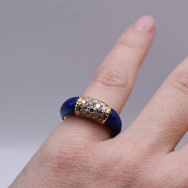 Van Cleef & Arpels Lapis Lazuli and Diamond 'Philippine' Ring - Image 3