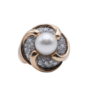 Vintage Diamond and Pearl Gold Ring