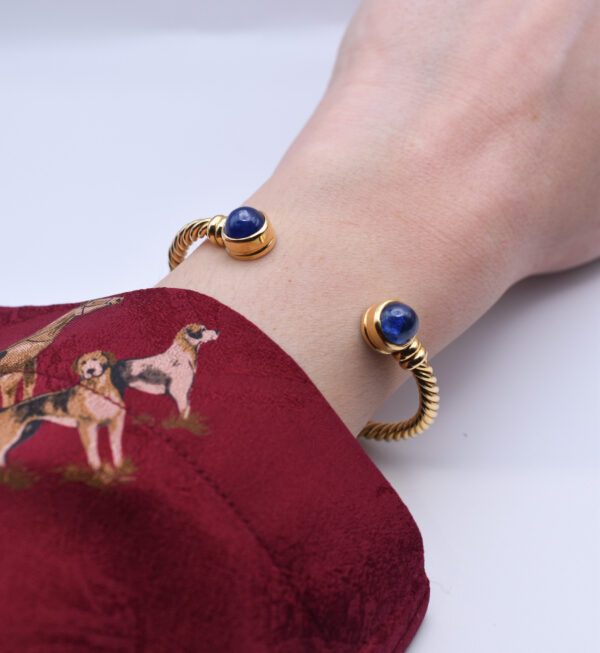 Bulgari Sapphire and 18k Yellow Gold Bangle - Image 3