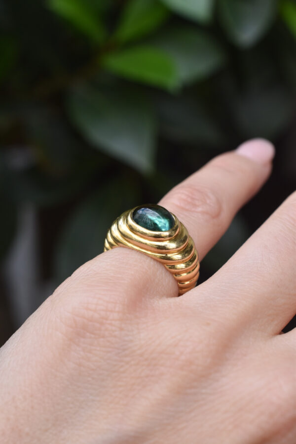 Bulgari Gold and Green Tourmaline Ring - Image 4