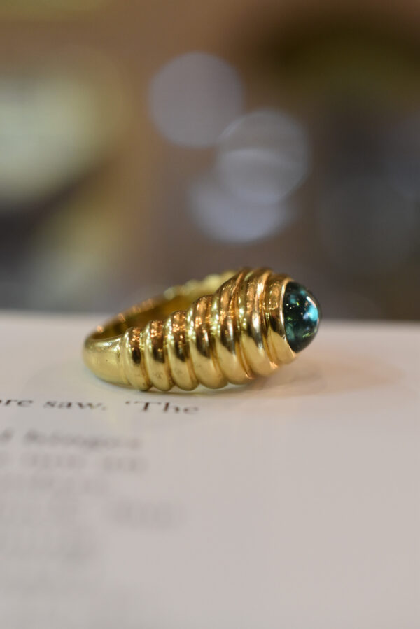 Bulgari Gold and Green Tourmaline Ring - Image 5