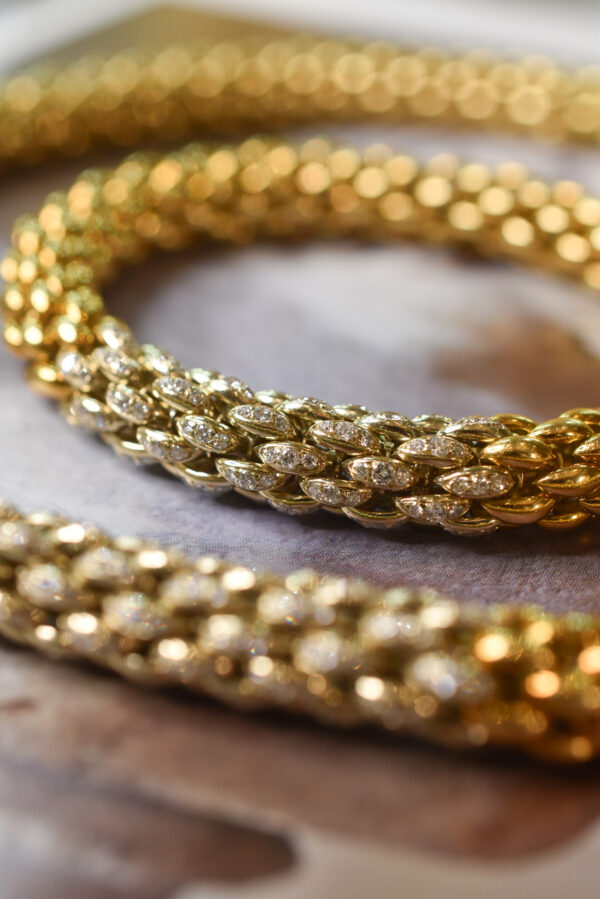 18k Gold and Diamond Tubular Necklace and Bracelet Set - Image 6