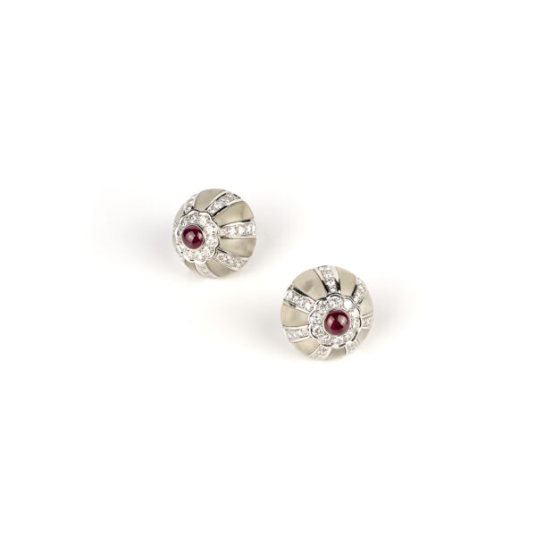White gold, rock crystal and ruby earrings - Image 4