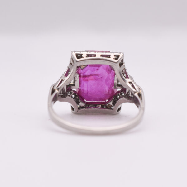 Art Deco 7.60ct Burma No Heat Ruby and Diamond Ring mounted on Platinum - Image 6