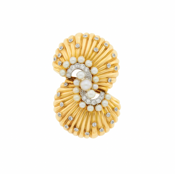 Cartier retro style 18k gold, cultured pearl and one carat diamond brooch. Made in Paris, circa 1940.
