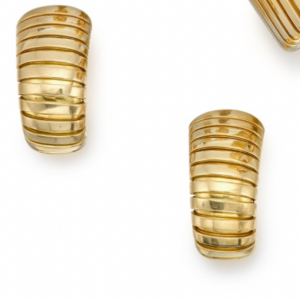 Bulgari tubogas hoop earrings in 18k gold, Made in Italy, circa 1980.