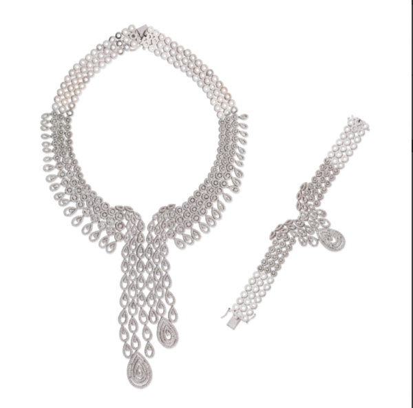 An Important Diamond Necklace and Bracelet Set, each set with brilliant-cut diamonds mounted in 18k white gold