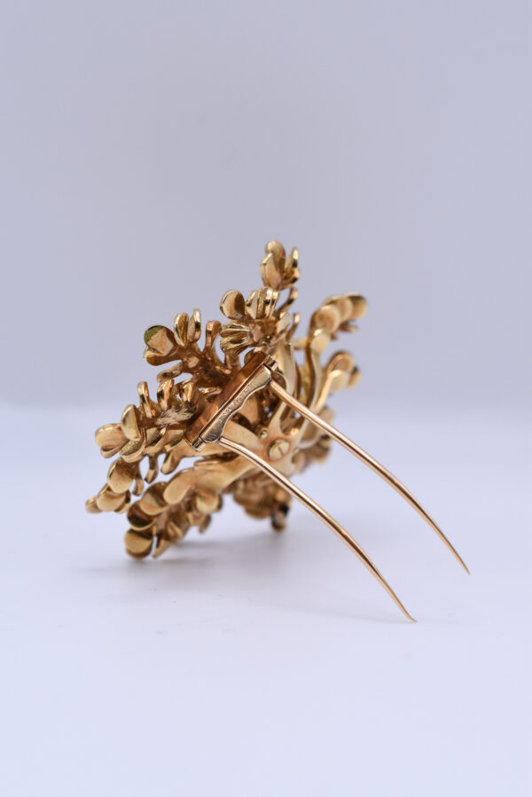 Collectible Bulgari Diamond and Gold Brooch - Image 4